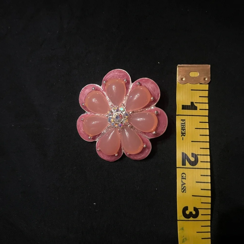 Vintage Peachy Pink Flower Enamel Brooch with rhinestones